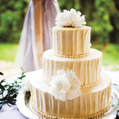 Homestyle-Iced Wedding Cake