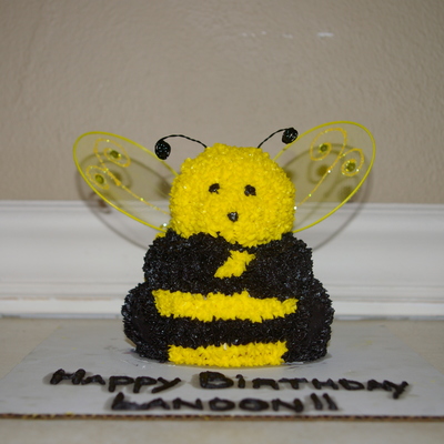 Bee Cake