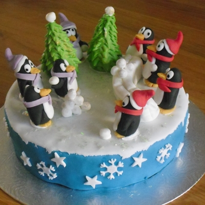 Penguin Snowball Fight