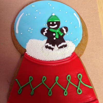 Gingerbread Snow Globe Cookie