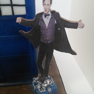 Tardis Cake