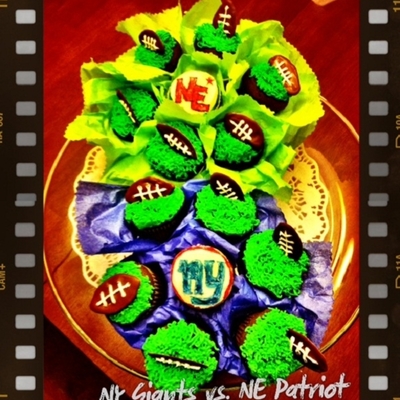 Super Bowl Mini-Cupcake Bouquet