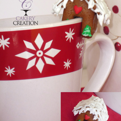 Super Tiny Gingerbread House Cookies