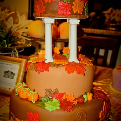Fall-Theme Cake