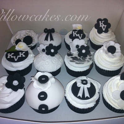 Black And White Cupcakes