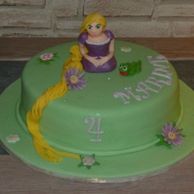 Tangled Cake.