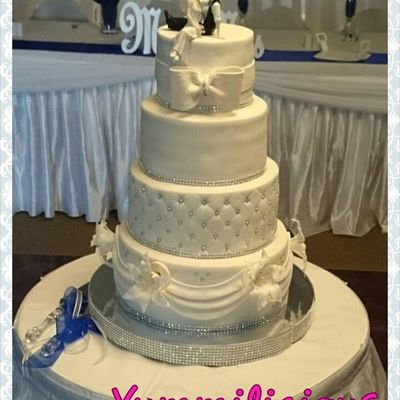 White Lily Wedding Cake