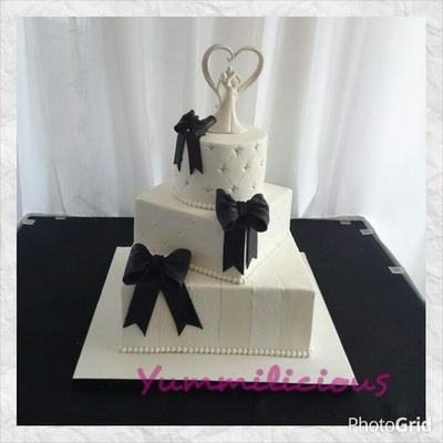 Jess And Jay Wedding Cake