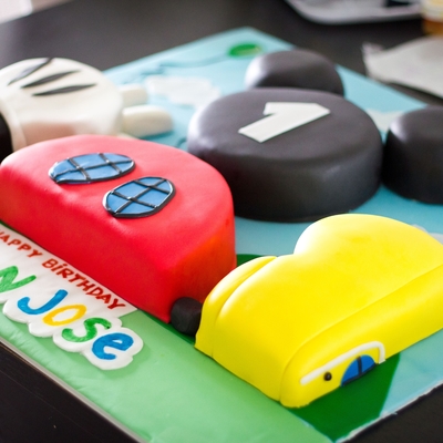 Mickey Mouse Clubhouse - Cake Outside The Box