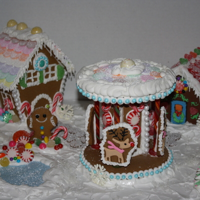 I Won 1St Place In A Local Gingerbread Competition For A Non Profit Fund Raiser Mine Was The Only Display That Was 100 Edible Except For T...