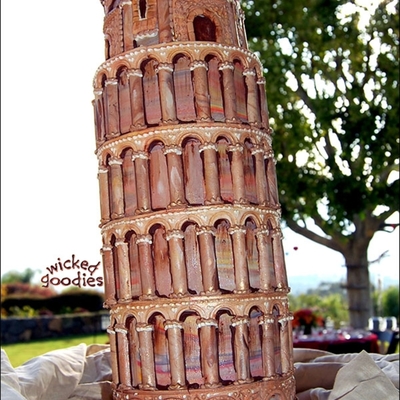 Leaning Tower Of Pisa Cake