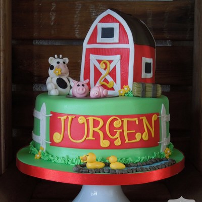 Farm Birthday Cake/sweettable