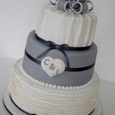 Wedding Cake White And Grey