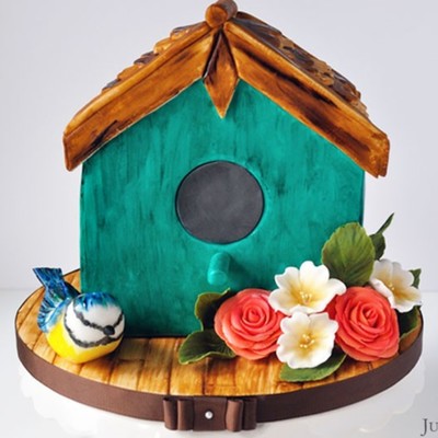 Bird House Cake