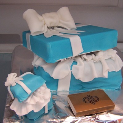 Tiffany Box Different Sizes (And A Matchbox)