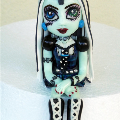 Frankie Stein - Monster High Cake Topper