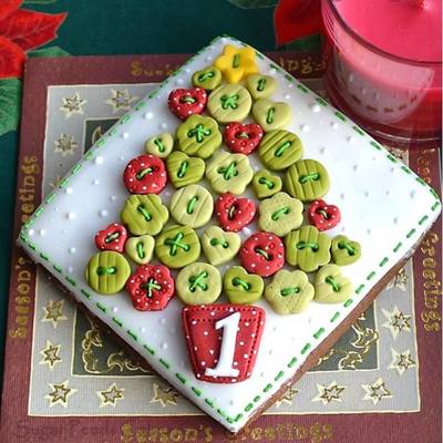 Button Christmas Tree