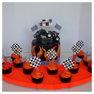 Hot Wheels Cake