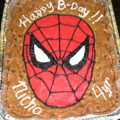 Spiderman Cookie Cake