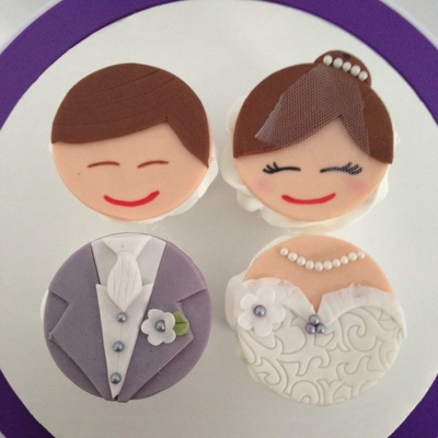 Bride And Groom Cupcakes Inspired By Cheryl Betos Craftsy Class