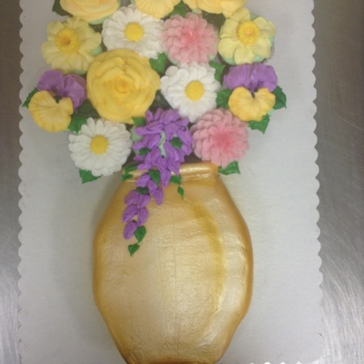 Spring Flowers In Buttercream Inspiration Challenge Entry