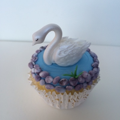 Swam Cupcake Topper