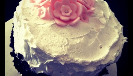 Rosette Wedding Cake And Cupcakes - CakeCentral.com