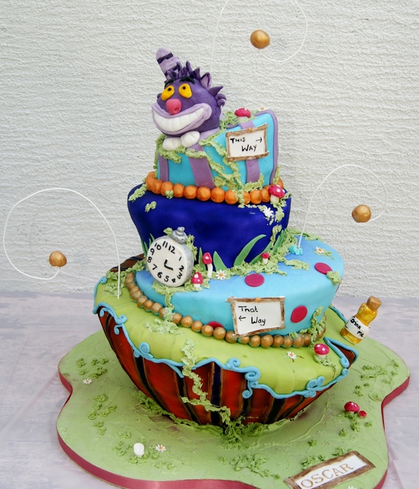 Alice In Wonderland / Madhatter Cake