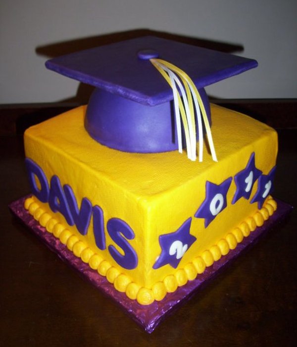 grad cake photos