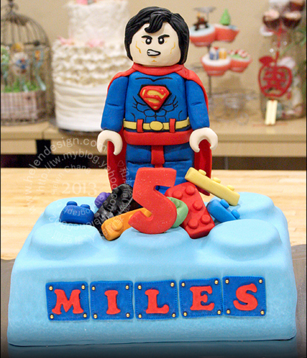 Lego Superman Cake
