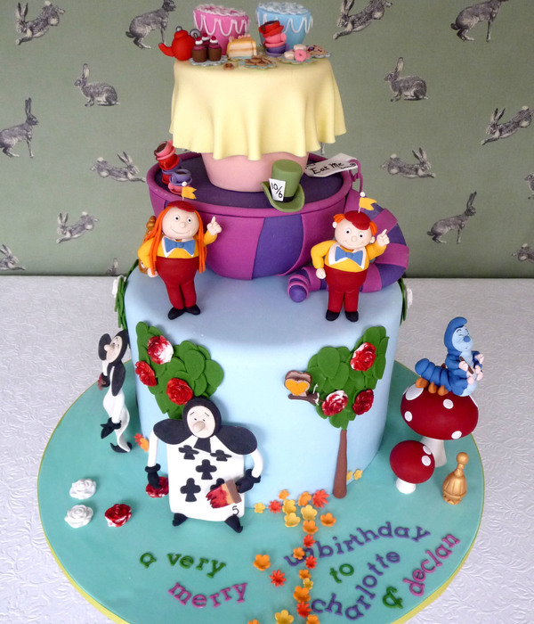 Tweedle Dee Tweedle Dum Mad Hatter Tea Party Deck Of Cards Painting The Roses Red Cheshire Cat Catepillar And Toadstools From Alice In