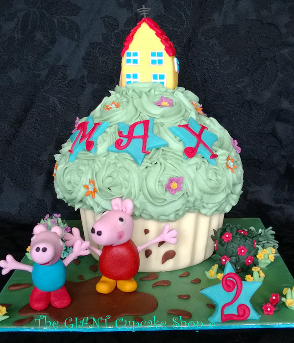 Giant Cupcake Peppa Pig And George Pig Splashing In Puddle
