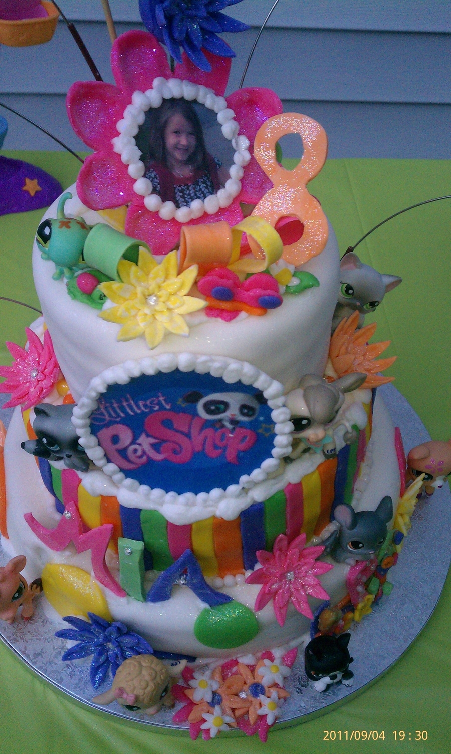 Littlest Pet Shop Cake - CakeCentral.com