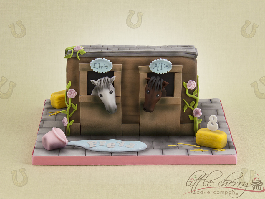 Horses Stable Cake