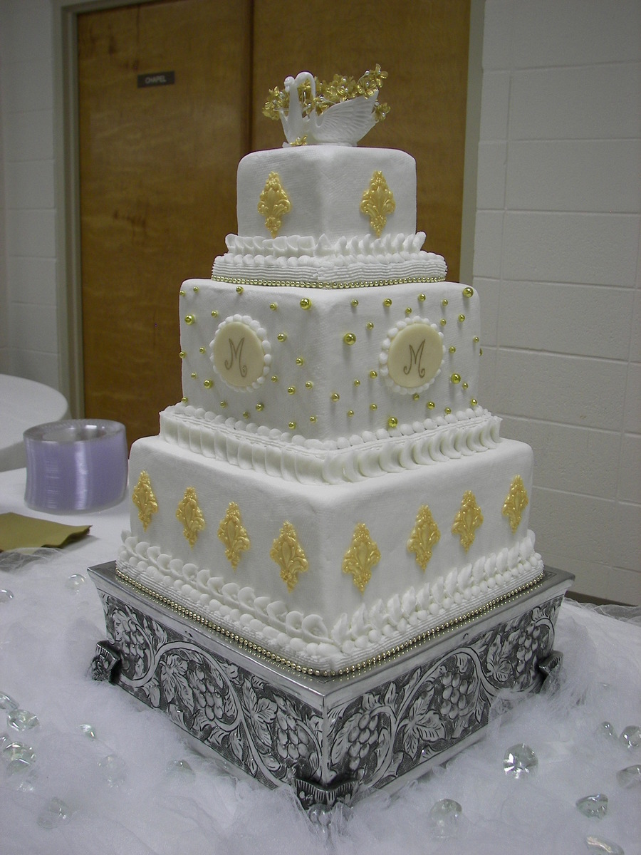 Golden Fleur De Lis Cake