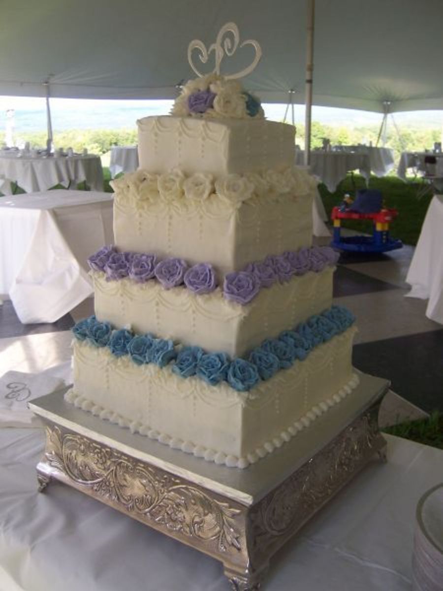 Square Cake With Buttercream Roses