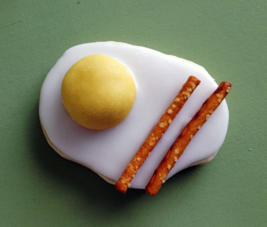 Fried Egg With Bacon Cookie!