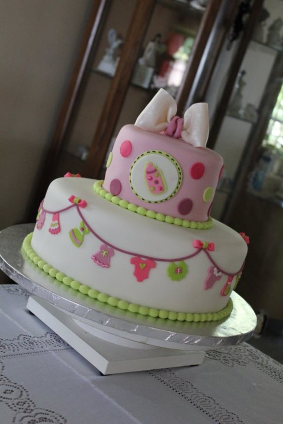 Babyshower Clothesline Cake