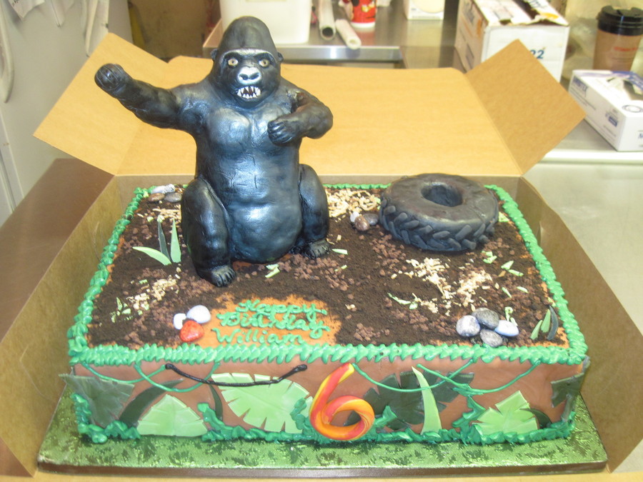 Gorilla Cake - CakeCentral.com