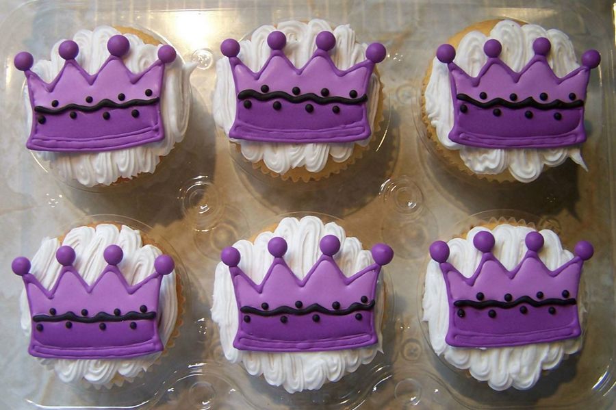 Purple Princess Crown Tiara Cupcakes
