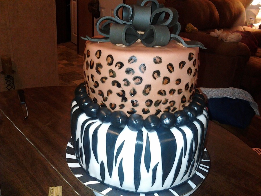 Animal Print Fondant With Bc Underneath And Fondant Balls With Bow When