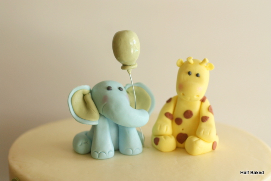 Fondant Baby Elephant And Giraffe Cake Topper Cakecentralcom