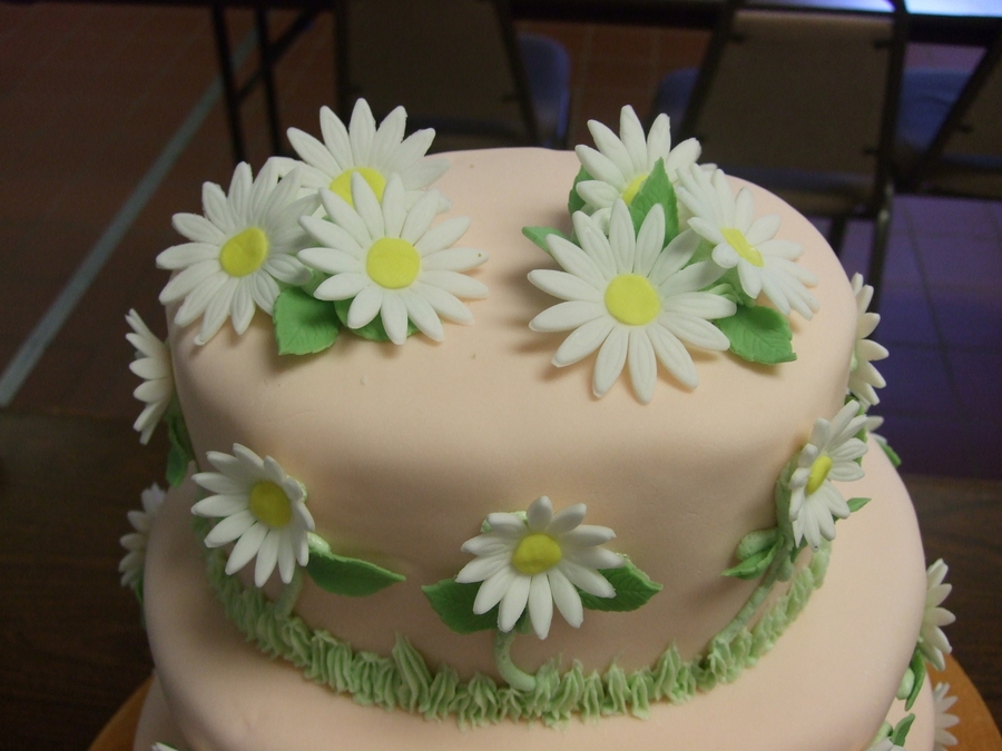 Daisy Cake