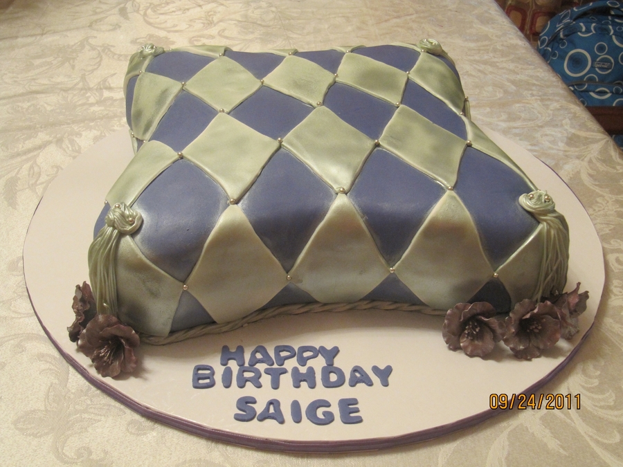 Pillow Cake