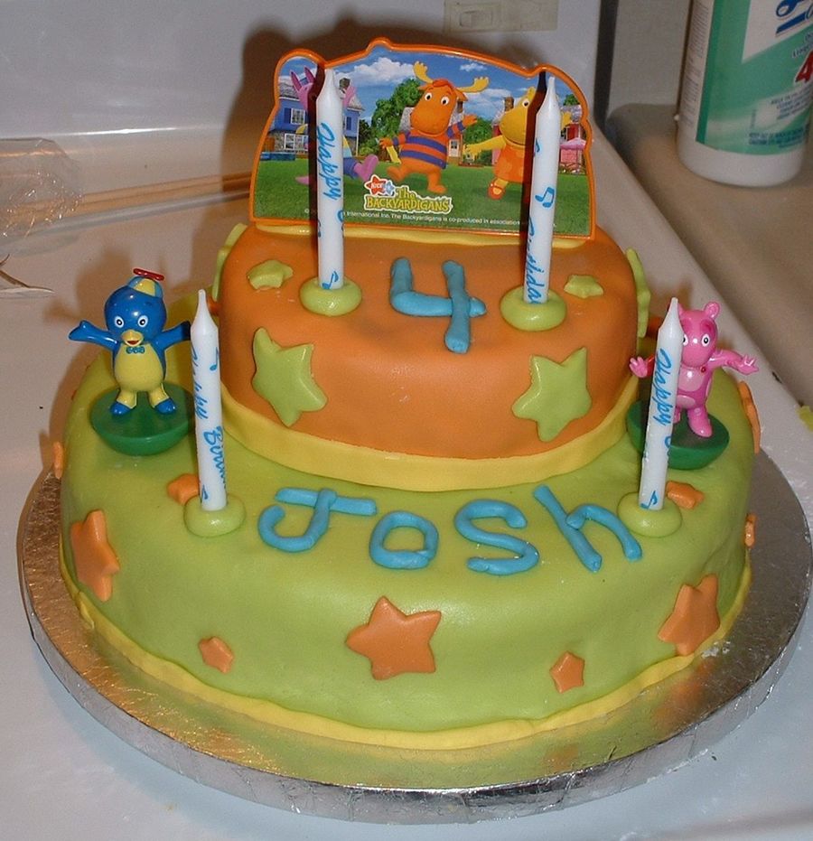 Backyardigans Cake