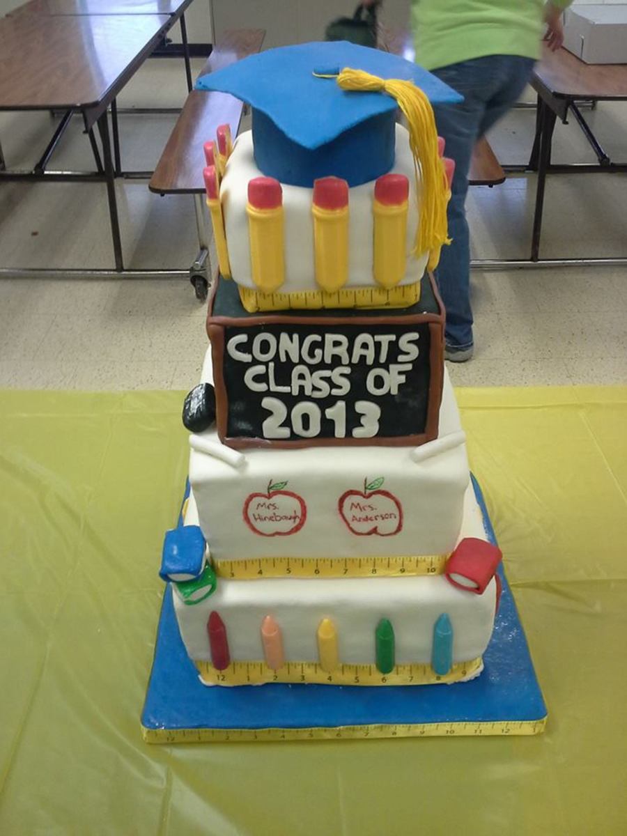 Elementary School Graduation Cake