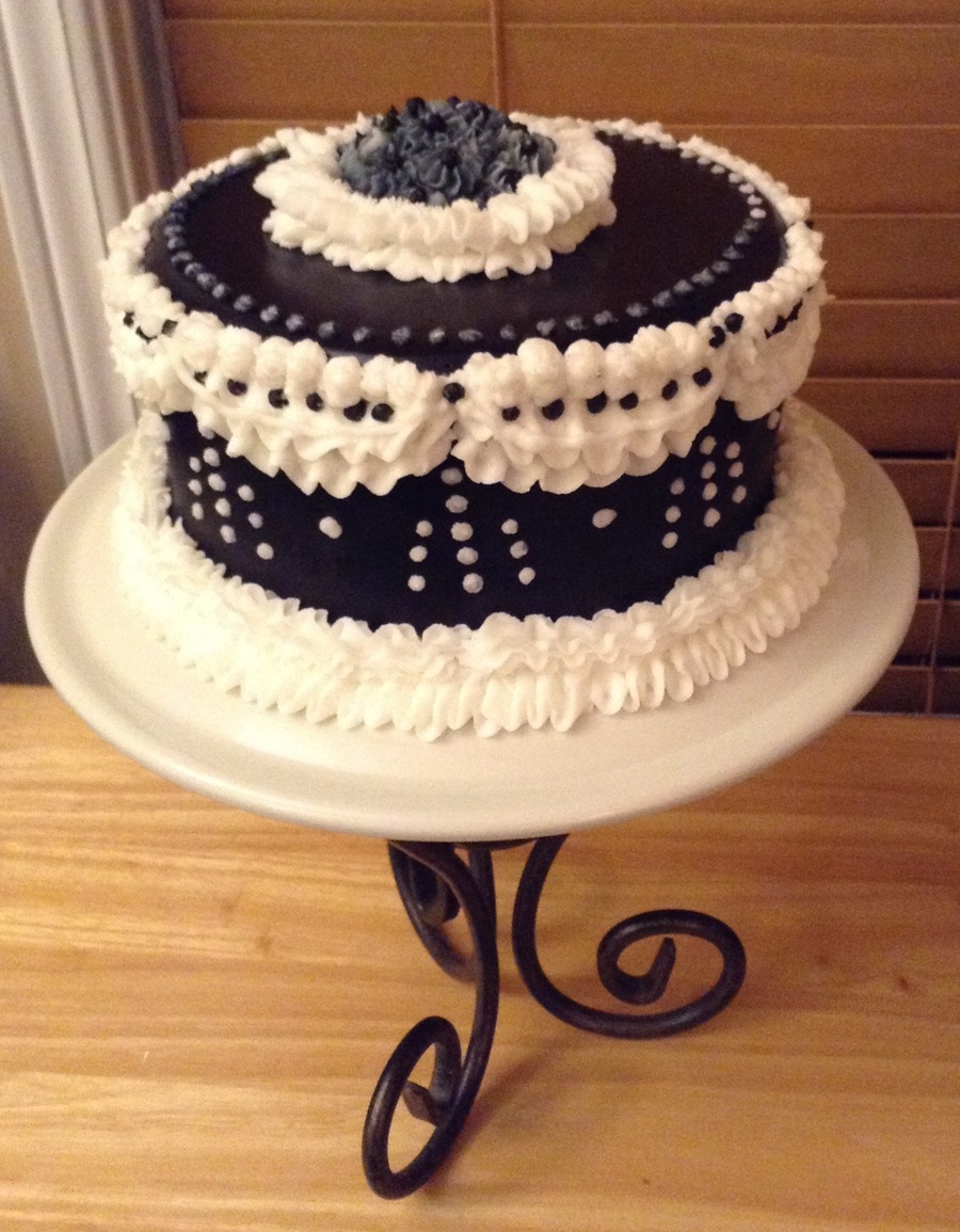 Betty's Birthday Cake - CakeCentral.com