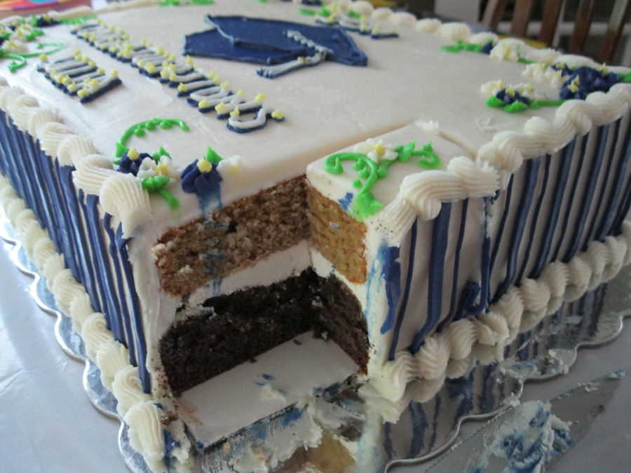 royal blue graduation cake