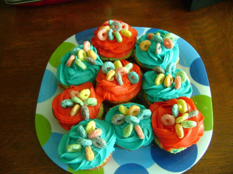 Fruit Loop Cupcakes
