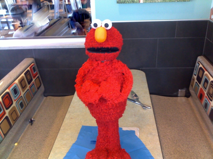 3D Elmo Cake With Internal Structure Of Pvc Pipe